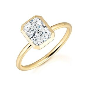 2 carat radiant diamond in vintage bezel setting
